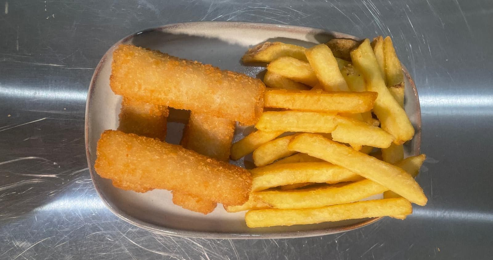 4 Fish Fingers & Chips